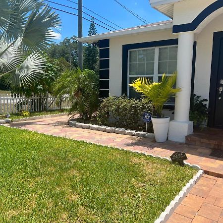 Caribbean Splendor Vacation Rental Near Bush Gardens Tampa Fl Екстериор снимка